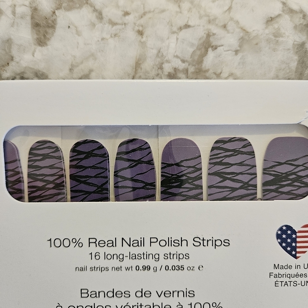 Color Street Nail Strips - Retired - Put It To Rest (Purple & Black) - Picture 2 of 3